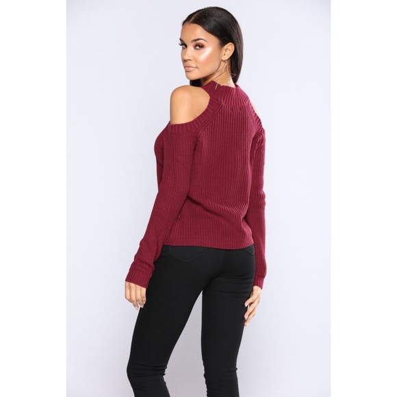 NWT cold shoulder sweater - S - Picture 3 of 7